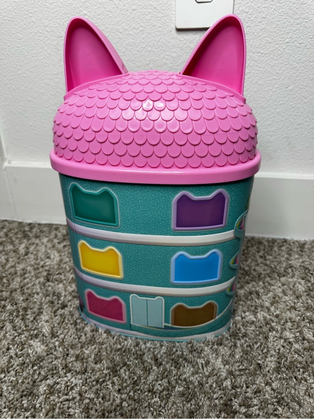 Kids gabby doll house popcorn bucket - Picture 3 of 7